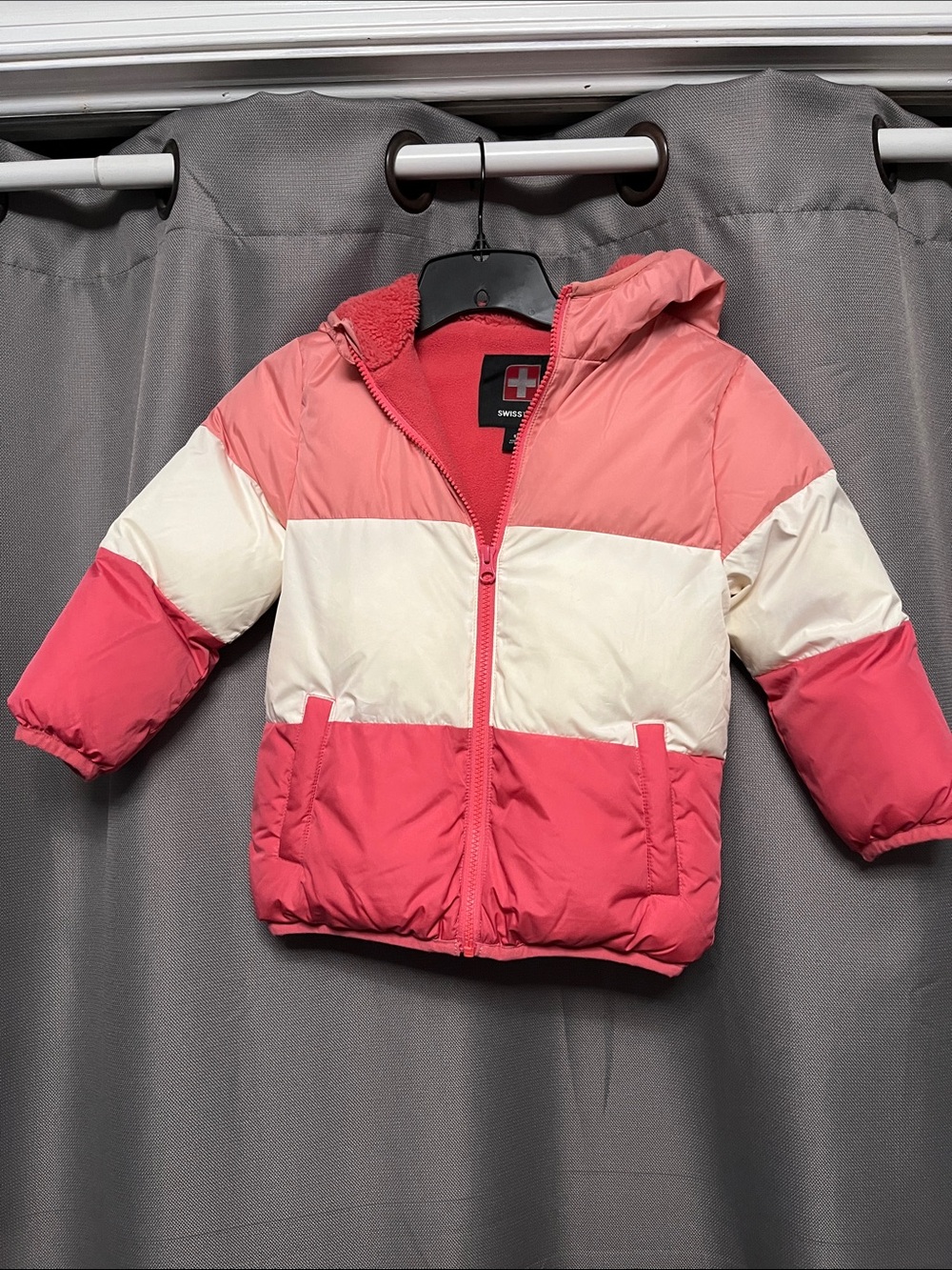 Swiss Tech Kids Colorblock Puffer Jacket in Coral, Cream & Rose